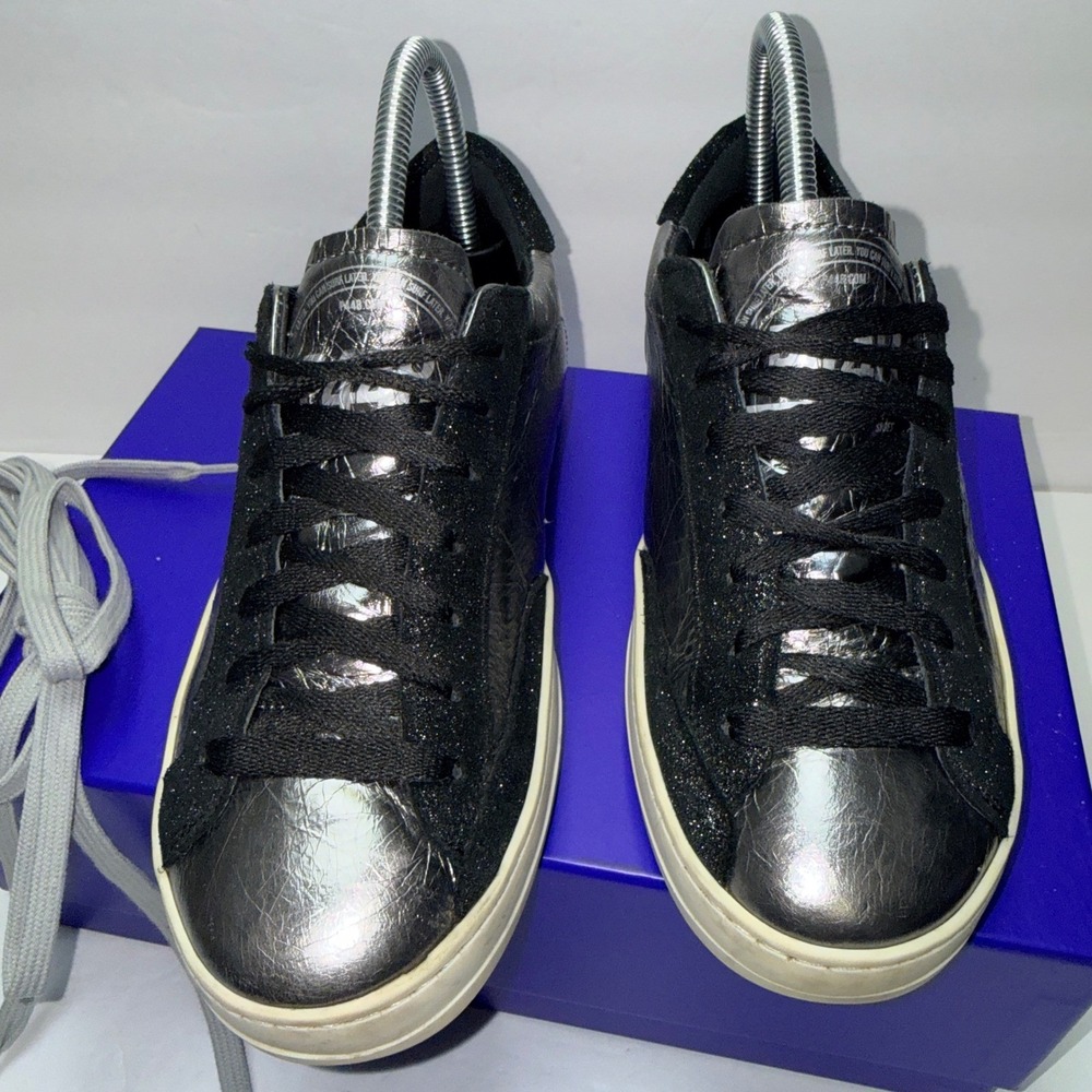 P448 John Maya Women Metallic Silver Black Glitter Sneakers F21JOHN-W 7 US 37 EU - Picture 2 of 9